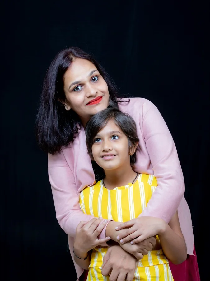Original photo: mother hugging her daughter