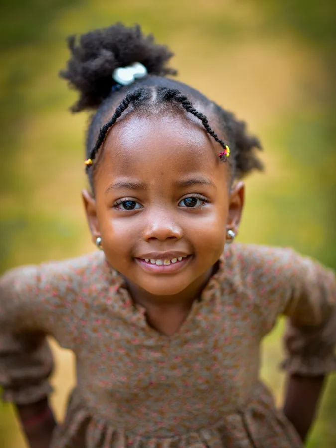 Original photo: smiling girl